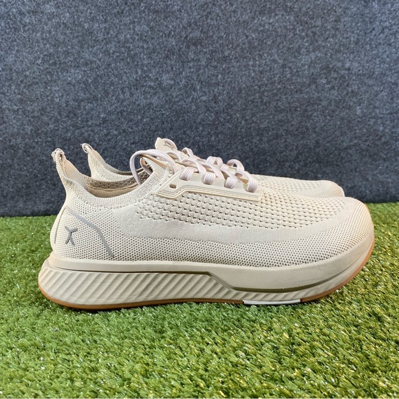 Flux footwear Women's Cream Sneakers - Picture 13 of 16